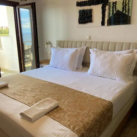 Marianna Sea View *