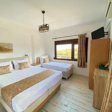 Marianna Sea View Apartman *